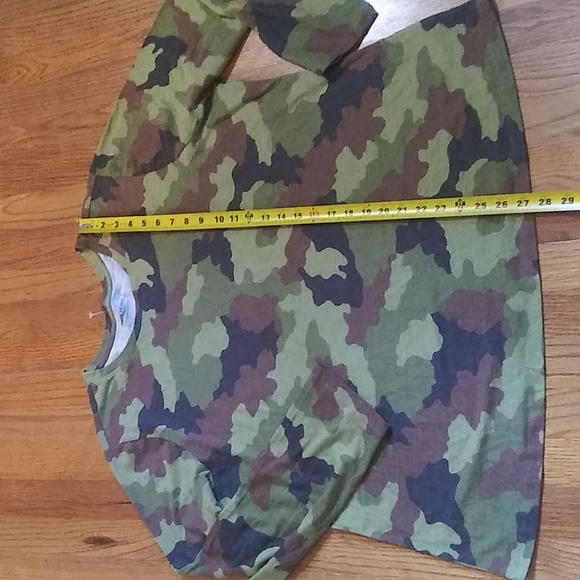 New Lane Bryant long sleeve tee. - Picture 5 of 14